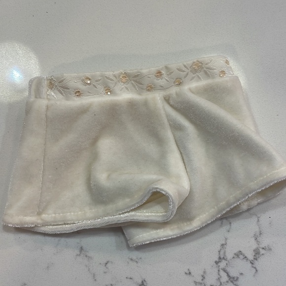 VINTAGE American Girl Doll Winter White Outfit RETIRED - Picture 6 of 12